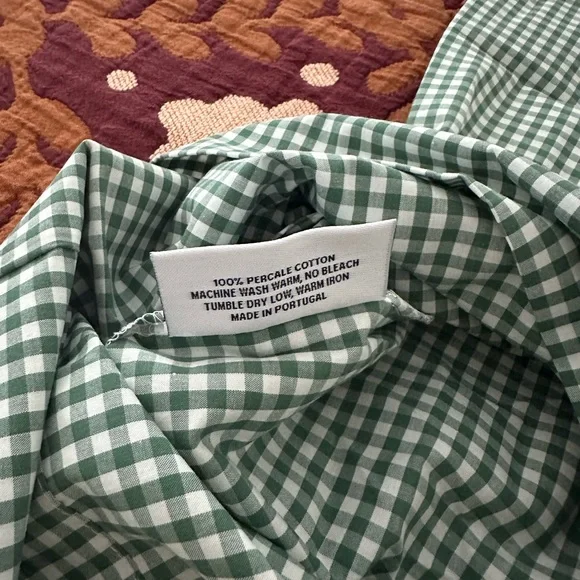 Schoolhouse Gingham Percale Sheet Set - Picture 8 of 8